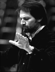 Peter E&ouml;tv&ouml;s